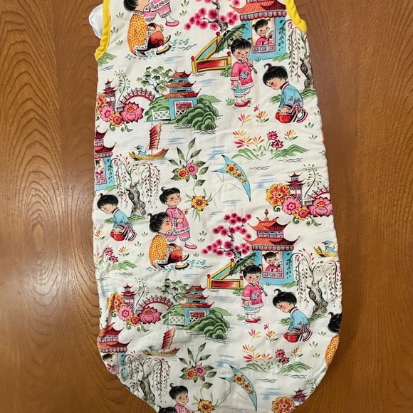 Kids Printed SleepSack or sleepin bag Japanese Print with Yellow Trim NWOT - Picture 2 of 8